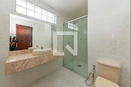 Casa para alugar com 130m², 2 quartos e sem vaga Casa para alugar com 130m², 2 quartos e sem vagaBanheiro Social