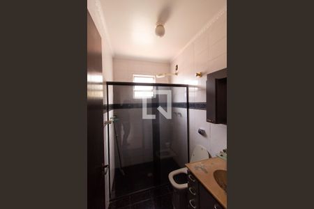 Casa à venda com 230m², 3 quartos e 2 vagasBanheiro