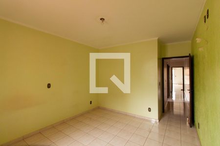 Casa à venda com 230m², 3 quartos e 2 vagasQuarto 2