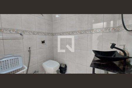 Casa para alugar com 160m², 3 quartos e 2 vagas Casa para alugar com 160m², 3 quartos e 2 vagasBanheiro 2