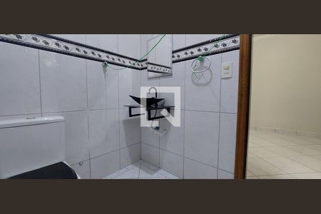 Casa para alugar com 160m², 3 quartos e 2 vagas Casa para alugar com 160m², 3 quartos e 2 vagasBanheiro Quarto 1 suíte
