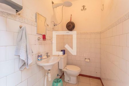 Casa para alugar com 150m², 4 quartos e 1 vaga Casa para alugar com 150m², 4 quartos e 1 vagaBanheiro de serviço