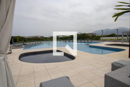 Apartamento para alugar com 75m², 2 quartos e 1 vagaÁrea comum - Piscina