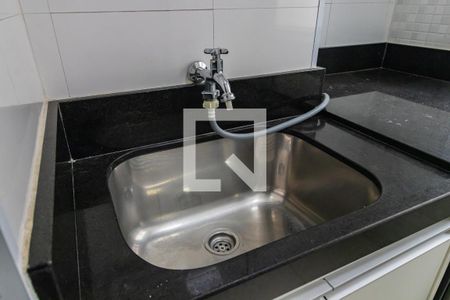 Apartamento para alugar com 72m², 2 quartos e 1 vagaÁrea de Serviço