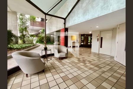 Apartamento à venda com 117m², 3 quartos e 2 vagasPortaria