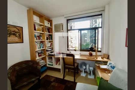 Apartamento à venda com 117m², 3 quartos e 2 vagasQuarto 1