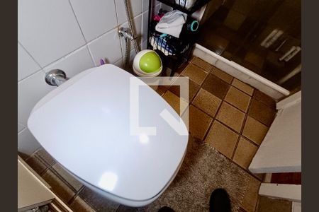 Apartamento à venda com 117m², 3 quartos e 2 vagasSuíte banheiro