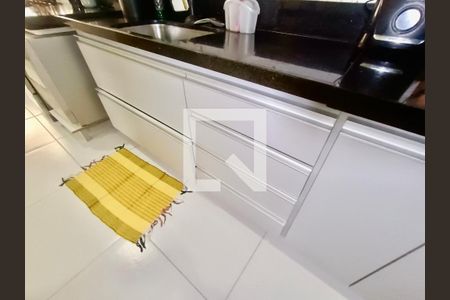 Apartamento à venda com 117m², 3 quartos e 2 vagasBanheiro social