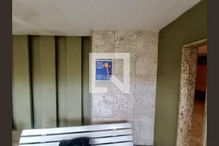 Apartamento à venda com 117m², 3 quartos e 2 vagasFachada com cartaz QA