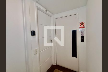 Apartamento à venda com 117m², 3 quartos e 2 vagasHall