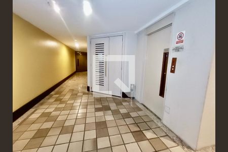 Apartamento à venda com 117m², 3 quartos e 2 vagasPortaria