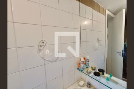 Apartamento à venda com 117m², 3 quartos e 2 vagasSuíte banheiro