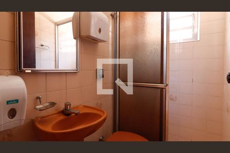 Casa para alugar com 290m², 4 quartos e 8 vagas Casa para alugar com 290m², 4 quartos e 8 vagasBanheiro de serviço 1