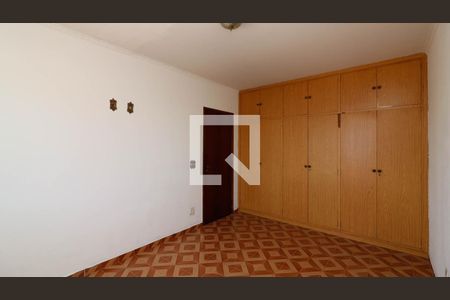 Casa para alugar com 290m², 4 quartos e 8 vagas Casa para alugar com 290m², 4 quartos e 8 vagasQuarto 3