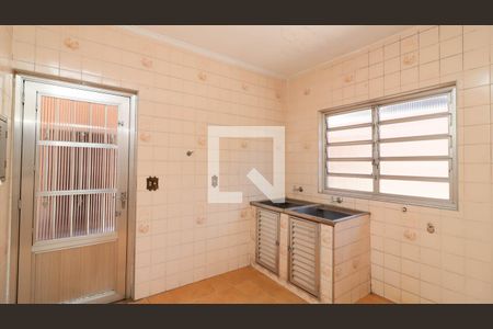 Casa para alugar com 290m², 4 quartos e 8 vagas Casa para alugar com 290m², 4 quartos e 8 vagasÁrea de Serviço