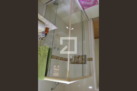 Casa de condomínio à venda com 276m², 3 quartos e 2 vagasBanheiro