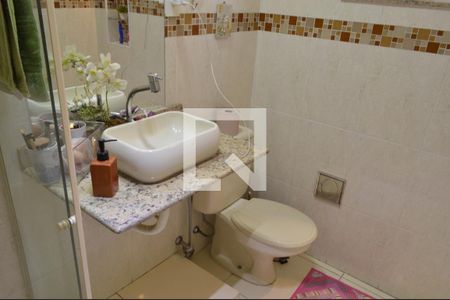 Casa de condomínio à venda com 276m², 3 quartos e 2 vagasBanheiro