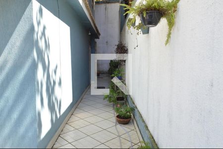 Casa de condomínio à venda com 276m², 3 quartos e 2 vagasCorredor