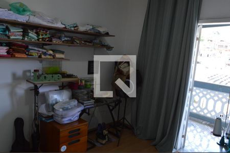 Casa de condomínio à venda com 276m², 3 quartos e 2 vagasQuarto 1