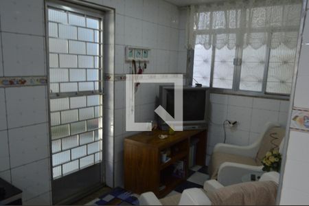 Casa de condomínio à venda com 276m², 3 quartos e 2 vagasSaleta