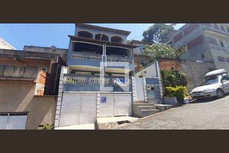 Casa de condomínio à venda com 276m², 3 quartos e 2 vagasFachada 