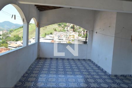 Casa de condomínio à venda com 276m², 3 quartos e 2 vagasTerraço