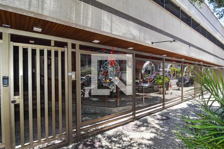 Apartamento para alugar com 110m², 4 quartos e 1 vagaEntrada