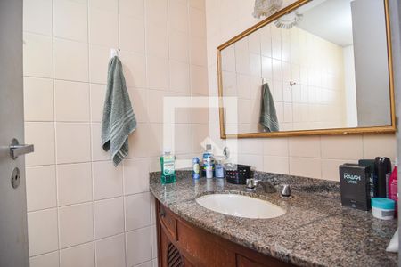 Apartamento para alugar com 110m², 4 quartos e 1 vagaBanheiro do Quarto 3