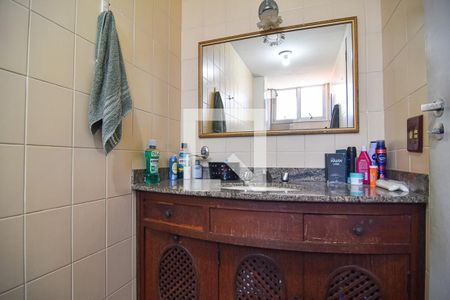 Apartamento para alugar com 110m², 4 quartos e 1 vagaBanheiro do Quarto 3