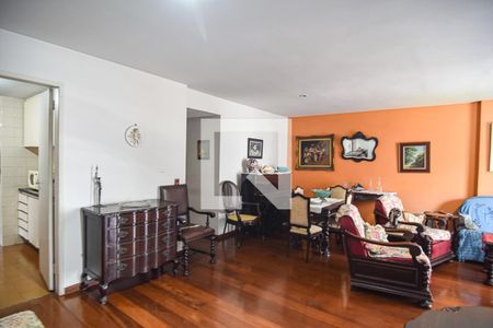 Apartamento para alugar com 110m², 4 quartos e 1 vagaSala