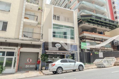 Apartamento à venda com 120m², 2 quartos e sem vagaFachada