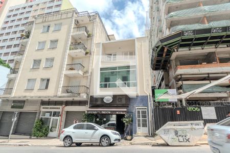 Apartamento à venda com 120m², 2 quartos e sem vagaFachada