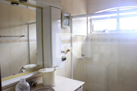 Casa à venda com 350m², 4 quartos e 6 vagasBanheiro 2