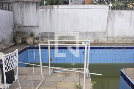 Casa à venda com 350m², 4 quartos e 6 vagasPiscina