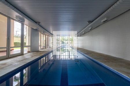 Apartamento à venda com 340m², 4 quartos e 4 vagasÁrea comum - Piscina