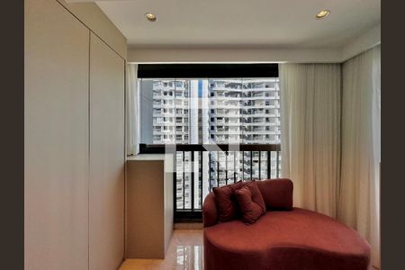 Studio à venda com 27m², 0 quarto e sem vaga Studio à venda com 27m², 0 quarto e sem vagaStudio