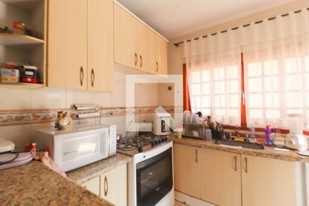 Casa à venda com 173m², 2 quartos e 2 vagasCozinha