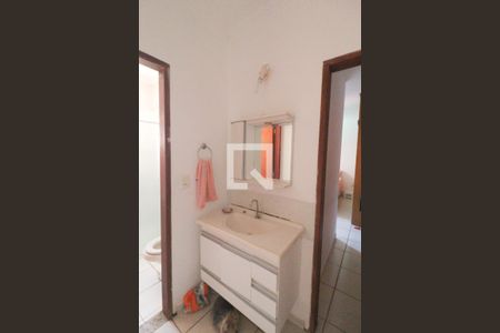 Casa à venda com 173m², 2 quartos e 2 vagasBanheiro