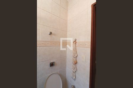 Casa à venda com 173m², 2 quartos e 2 vagasBanheiro