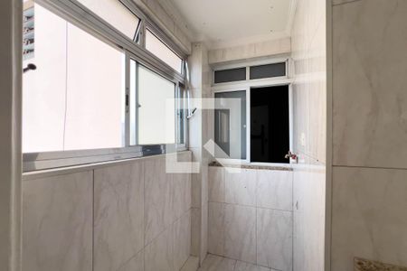 Apartamento à venda com 65m², 2 quartos e 1 vagaÁrea de Serviço