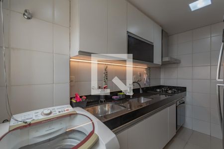 Apartamento à venda com 66m², 3 quartos e 2 vagas Apartamento à venda com 66m², 3 quartos e 2 vagasÁrea de Serviço