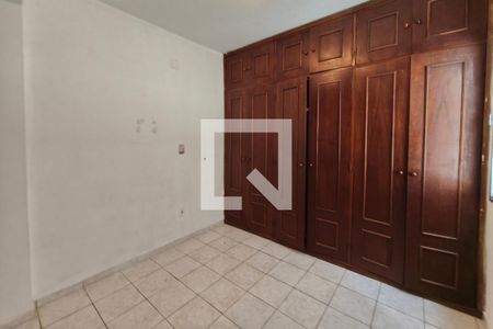 Quarto 1 de apartamento para alugar com 2 quartos, 80m² em Vila Marieta, Campinas