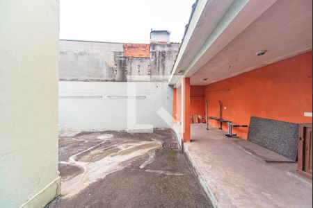 Casa à venda com 230m², 5 quartos e 2 vagasQuintal Fundos