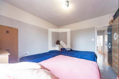 Casa à venda com 230m², 5 quartos e 2 vagasQuarto