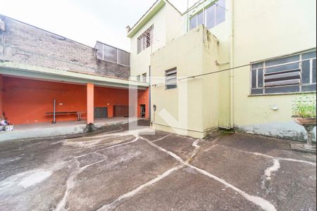 Casa à venda com 230m², 5 quartos e 2 vagasQuintal Fundos