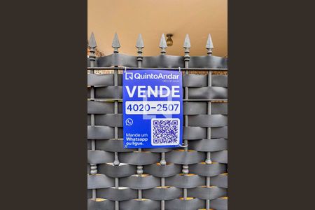 Casa à venda com 230m², 5 quartos e 2 vagasPlaca Banner Instalada na Fachada