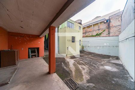 Casa à venda com 230m², 5 quartos e 2 vagasQuintal Fundos