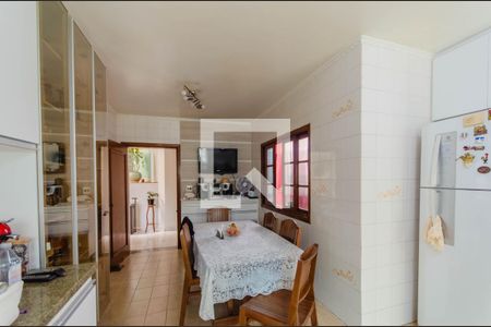 Casa à venda com 500m², 4 quartos e 3 vagasCozinha