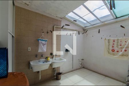 Casa à venda com 500m², 4 quartos e 3 vagasÁrea de Serviço