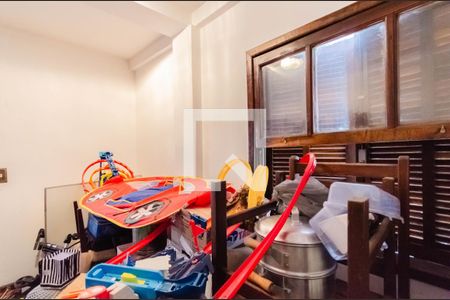 Casa à venda com 500m², 4 quartos e 3 vagasQuarto de Serviço